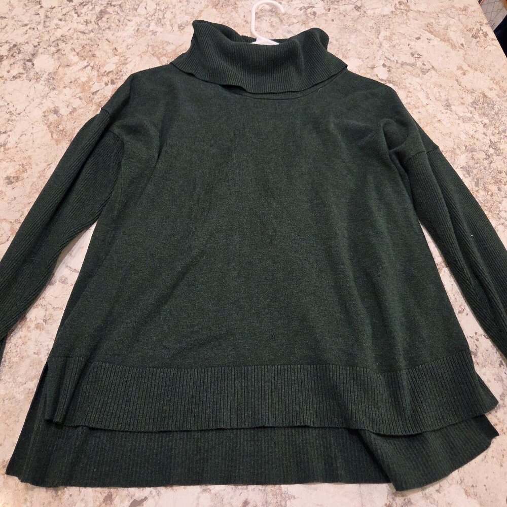 Green turtleneck